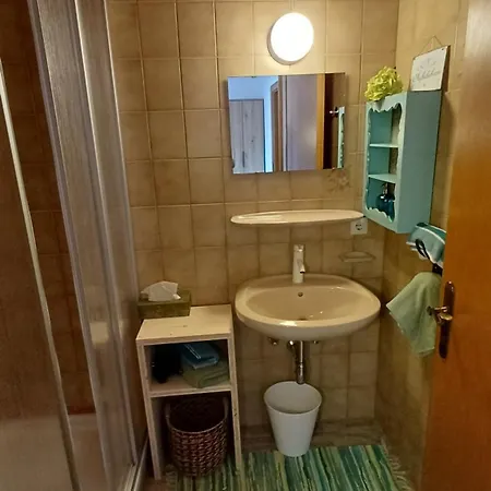 Haus Barbara Alojamento de Acomodação e Pequeno-almoço 3*